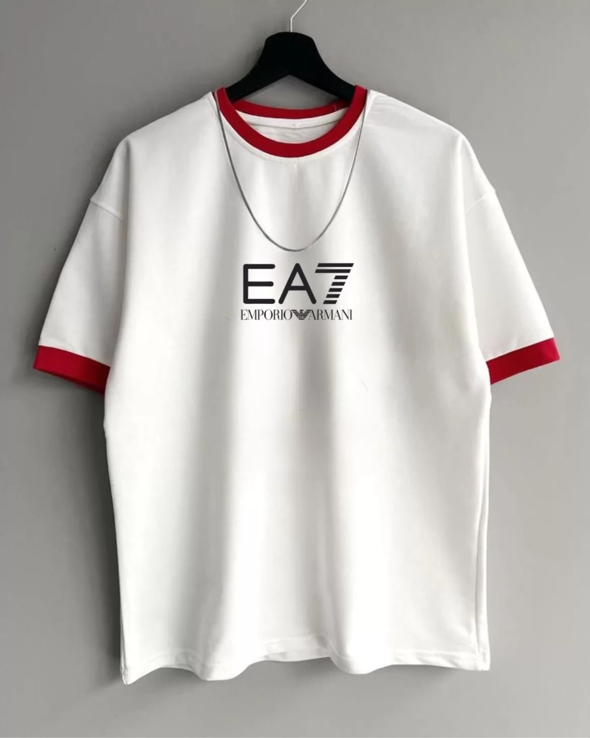 EA7 K YAKA BEYAZ